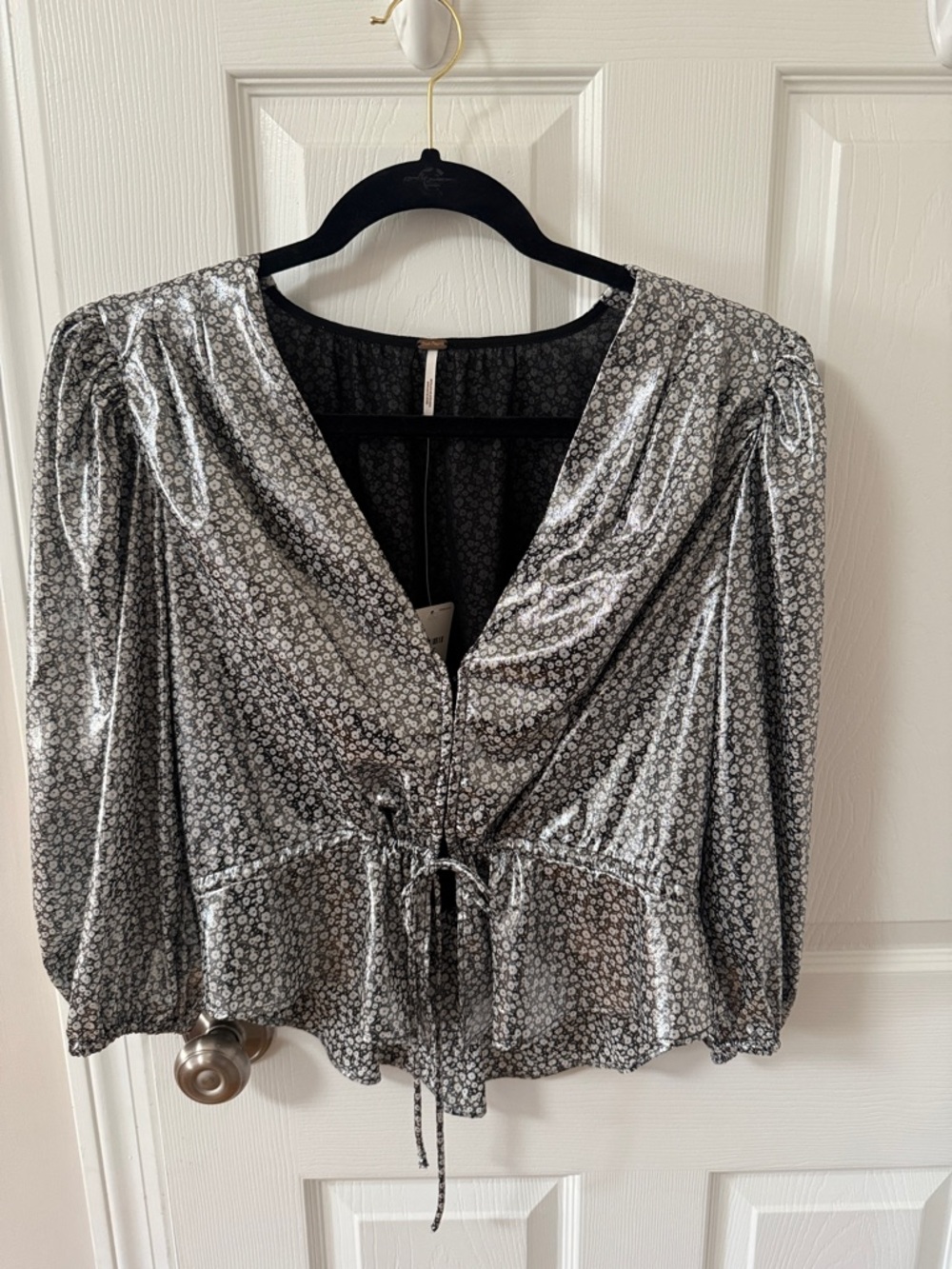 Free People Silver Metallic Floral V-Neck Drawstring Peplum Top
